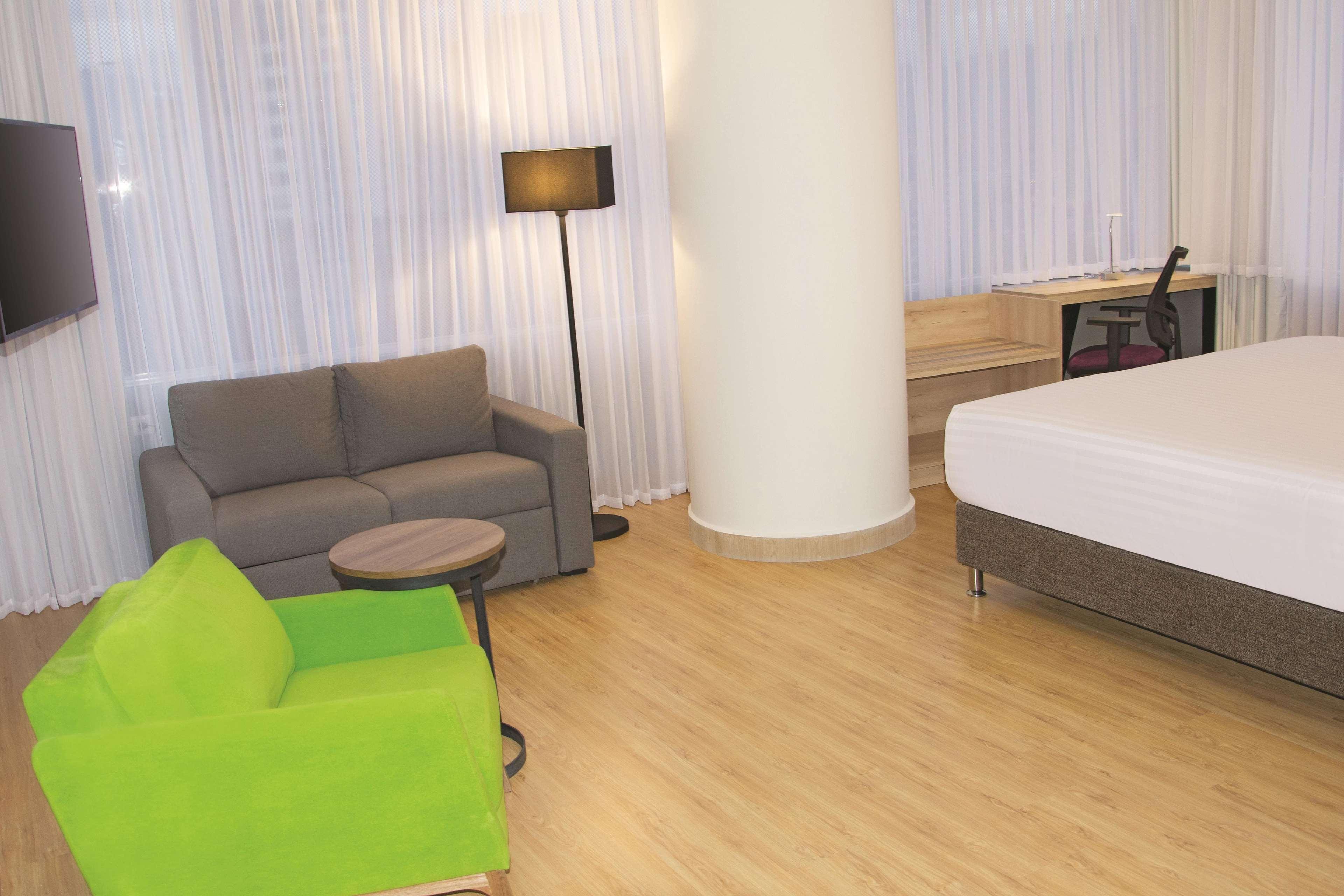 Hotel La Quinta By Wyndham Medellín Exteriér fotografie